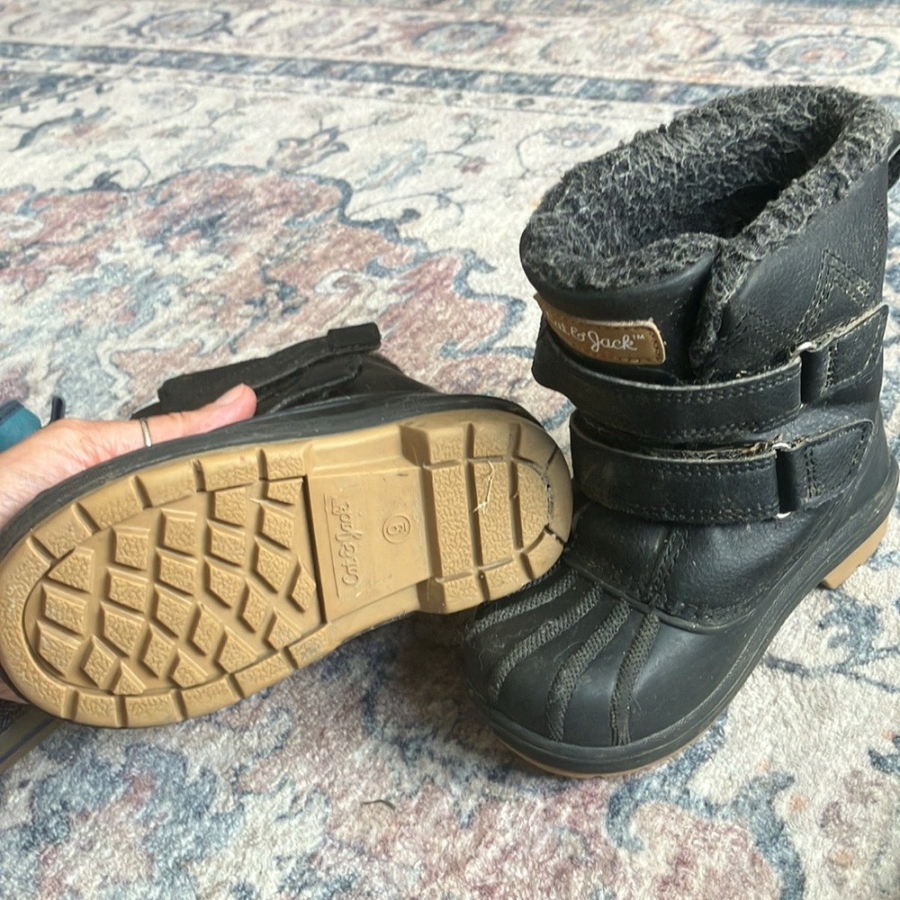 Toddler size 9 shoe lot - Picture 3 of 6